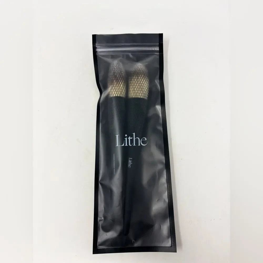 NEW Lithe Beauty Essential Face Brush Set, Powder and Bronzer Brush, Set of 2